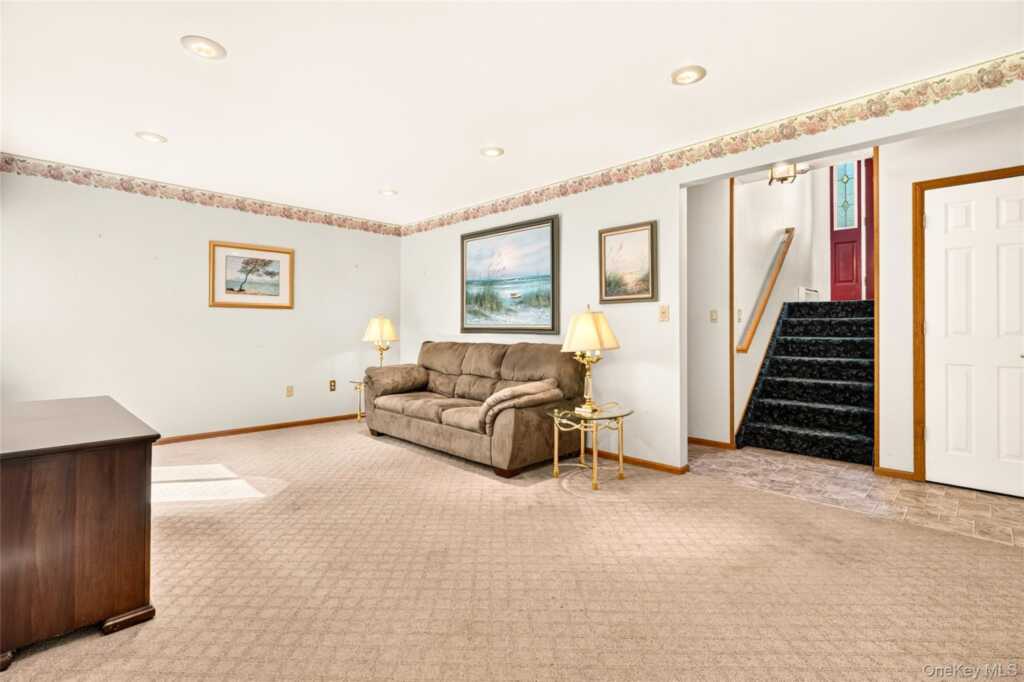 10 Lighthouse Court, Stony Point, NY 10986 - Photo 36 of 48