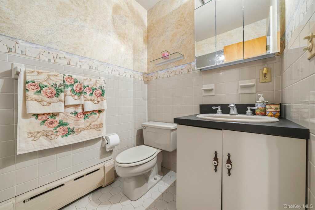 20 E Main Street, Stony Point, NY 10980 - Photo 15 of 47