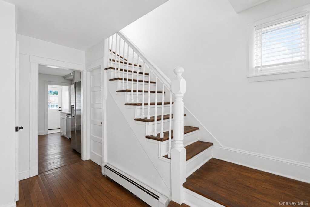 29 Saint Joseph Street, New Rochelle, NY 10805 - Photo 16 of 35