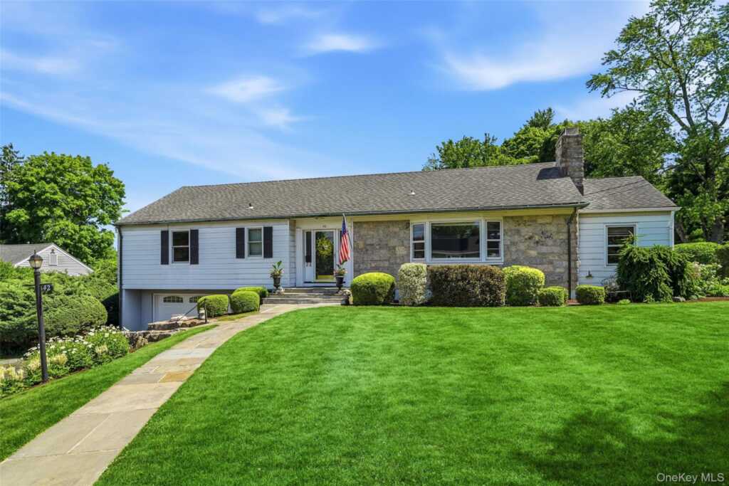 42 Upland Street, Rye, NY 10573 - Photo 3 of 25