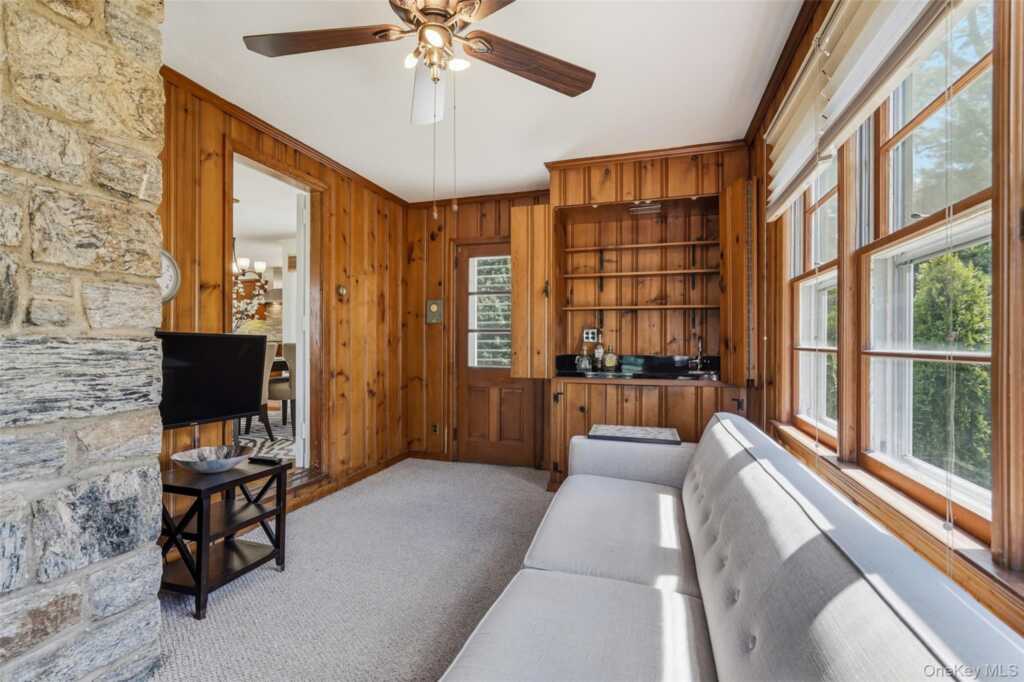 42 Upland Street, Rye, NY 10573 - Photo 9 of 25