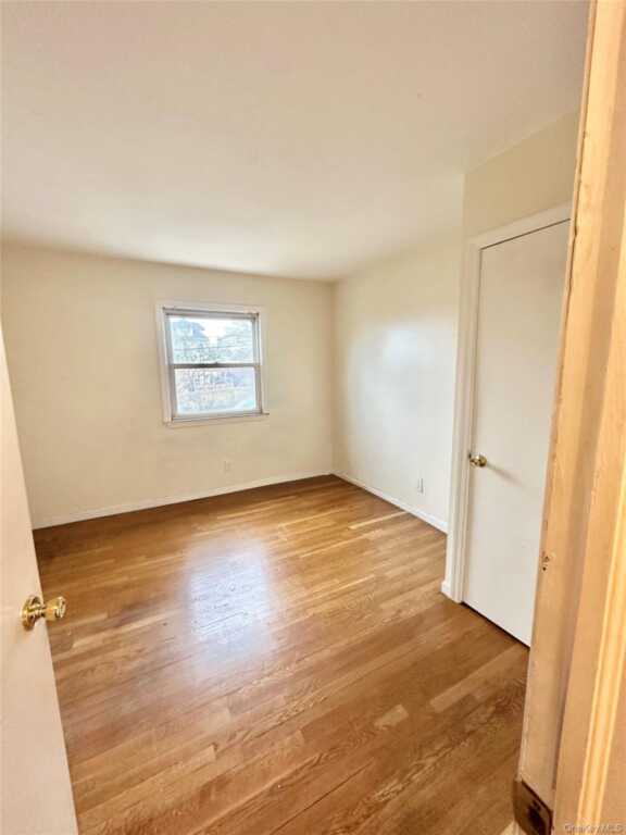 3 Soundview Street, New Rochelle, NY 10805 - Photo 4 of 6