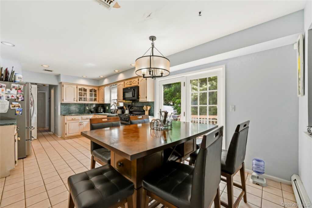 2 Sloane Court, Stony Point, NY 10980 - Photo 13 of 35