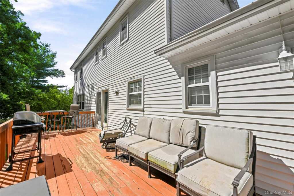 2 Sloane Court, Stony Point, NY 10980 - Photo 31 of 35