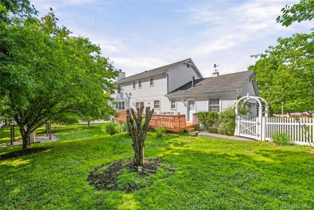 2 Sloane Court, Stony Point, NY 10980 - Photo 34 of 35