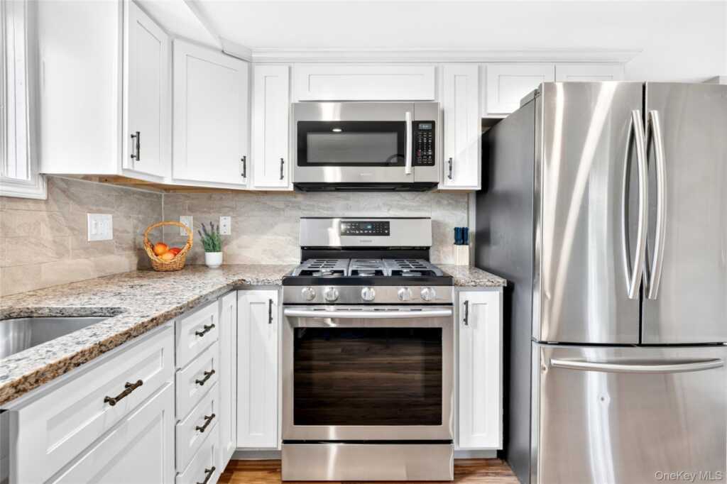 404 Tompkins Avenue, Nyack, NY 10960 - Photo 13 of 33