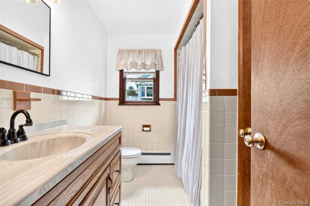 404 Tompkins Avenue, Nyack, NY 10960 - Photo 22 of 33