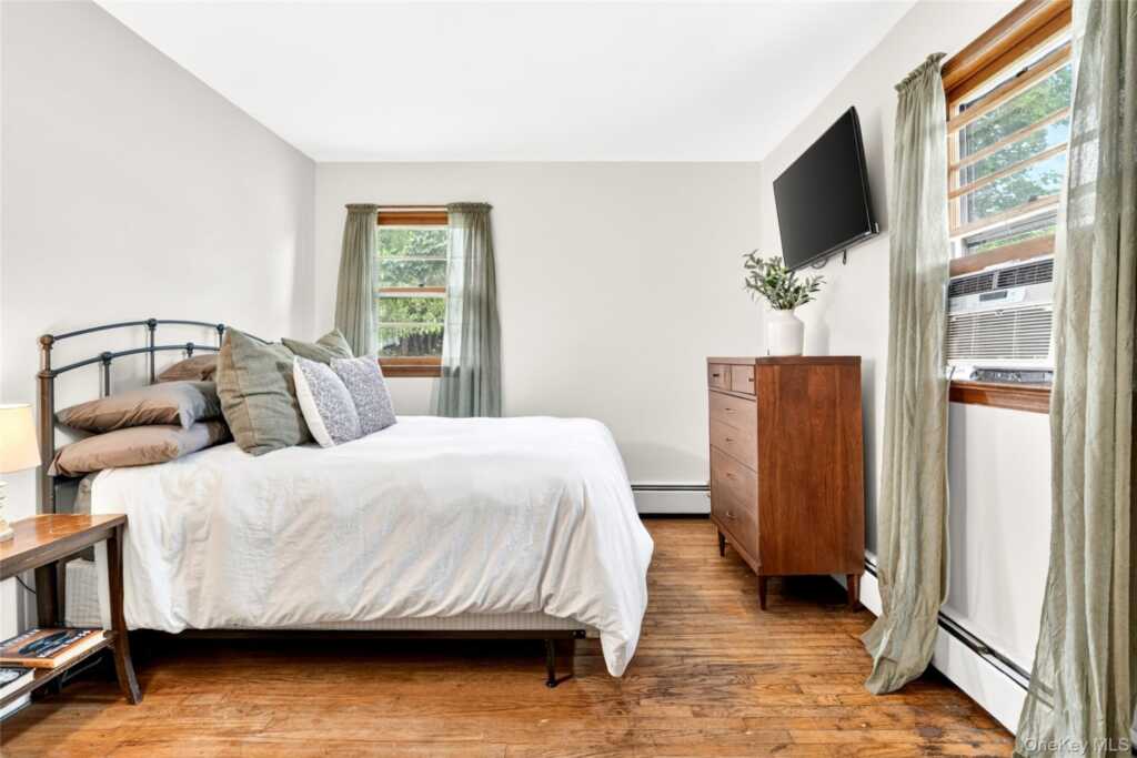 404 Tompkins Avenue, Nyack, NY 10960 - Photo 24 of 33