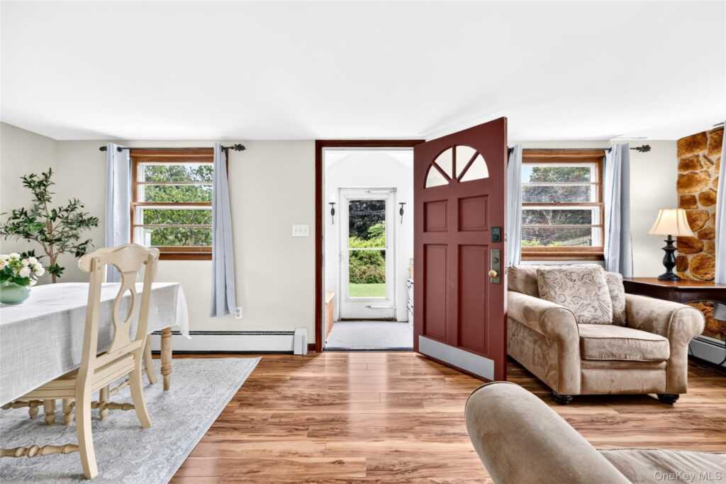 404 Tompkins Avenue, Nyack, NY 10960 - Photo 7 of 33