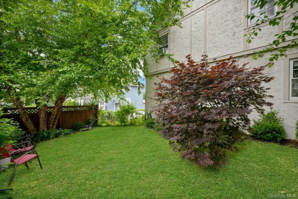 4 Interlaken Avenue, New Rochelle, NY 10801 - Photo 22 of 29