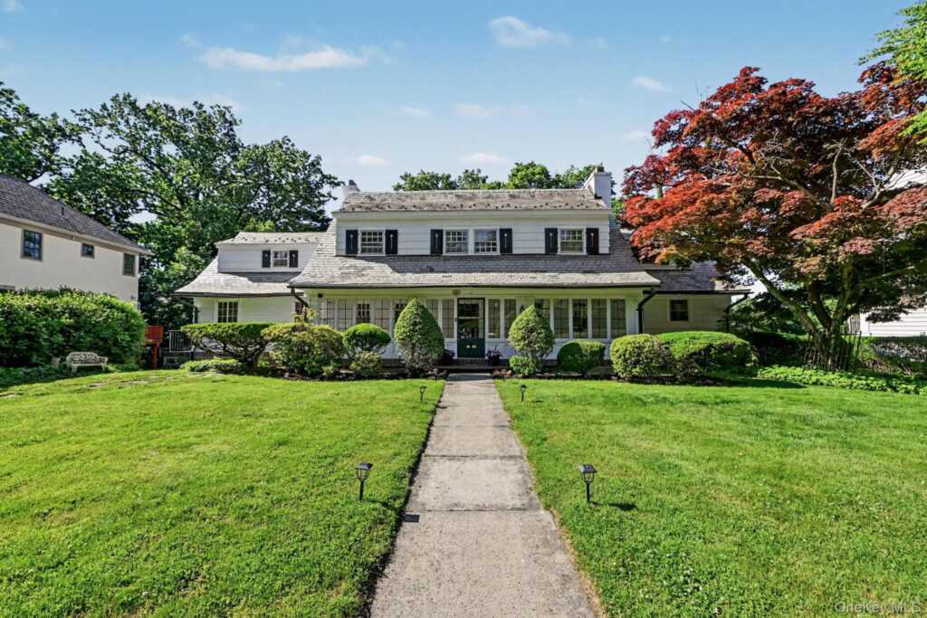 53 Cortlandt Avenue, New Rochelle, NY 10801