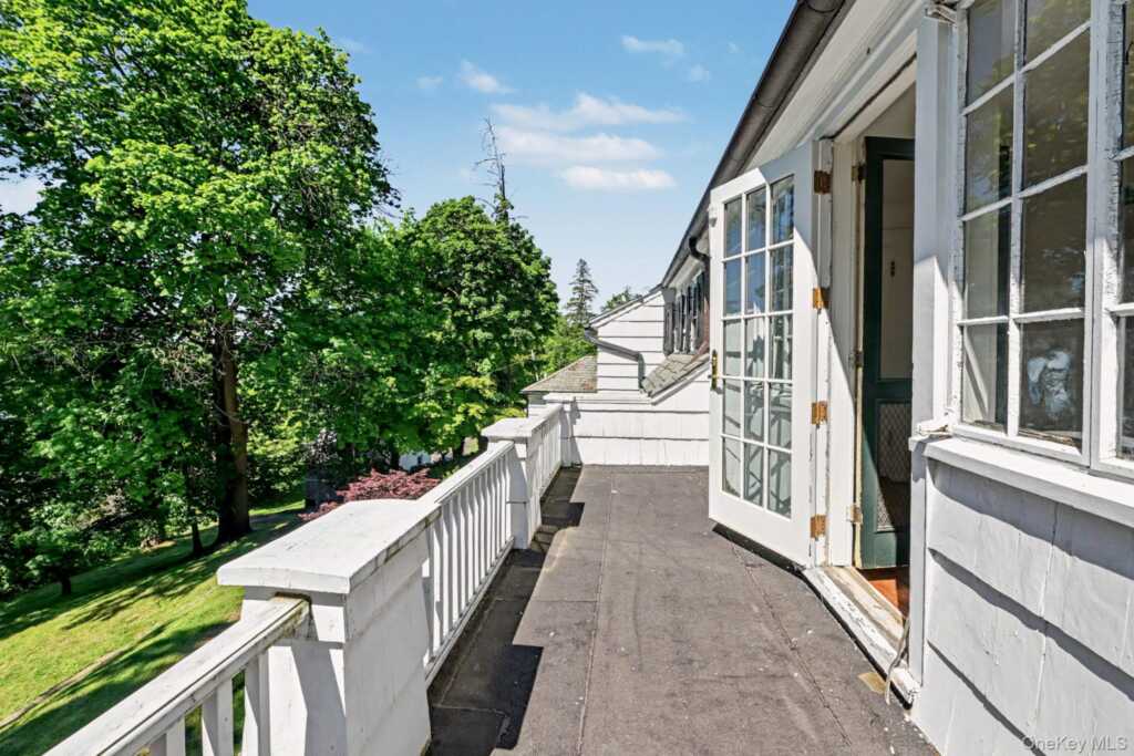 53 Cortlandt Avenue, New Rochelle, NY 10801 - Photo 19 of 33