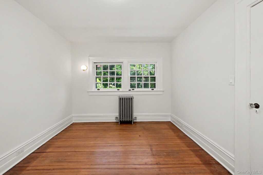 53 Cortlandt Avenue, New Rochelle, NY 10801 - Photo 23 of 33