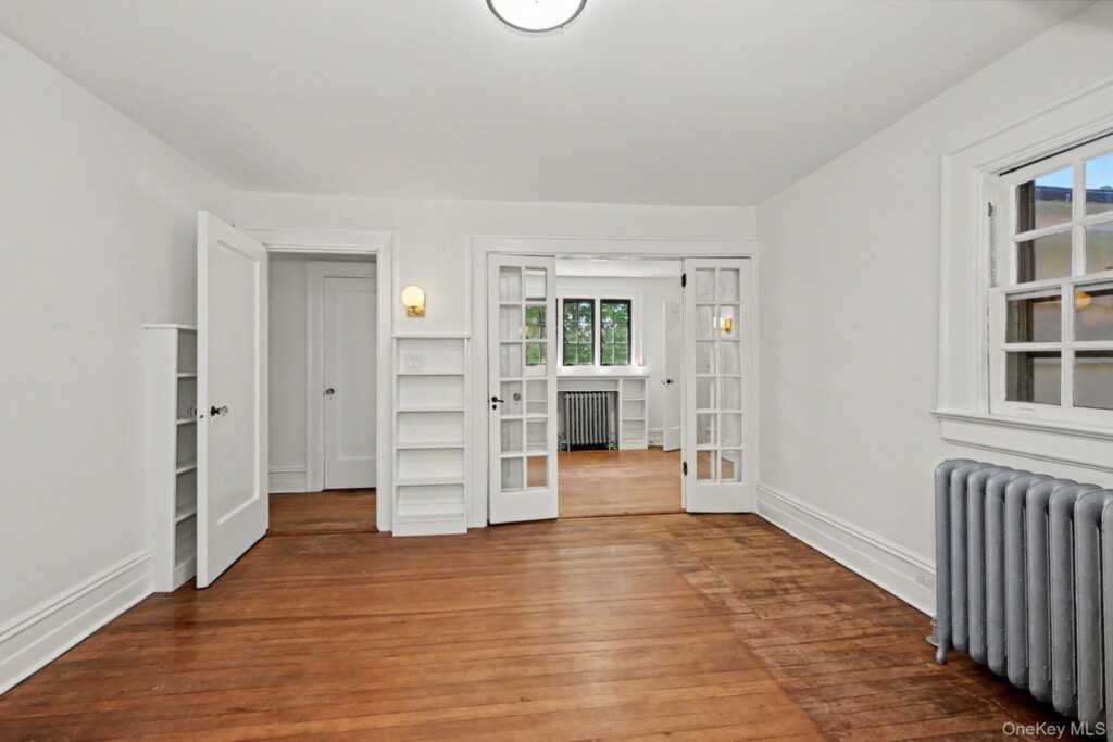 53 Cortlandt Avenue, New Rochelle, NY 10801 - Photo 24 of 33