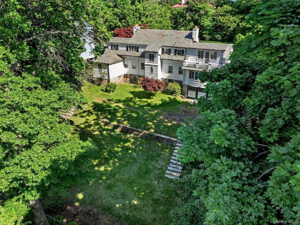 53 Cortlandt Avenue, New Rochelle, NY 10801 - Photo 29 of 33