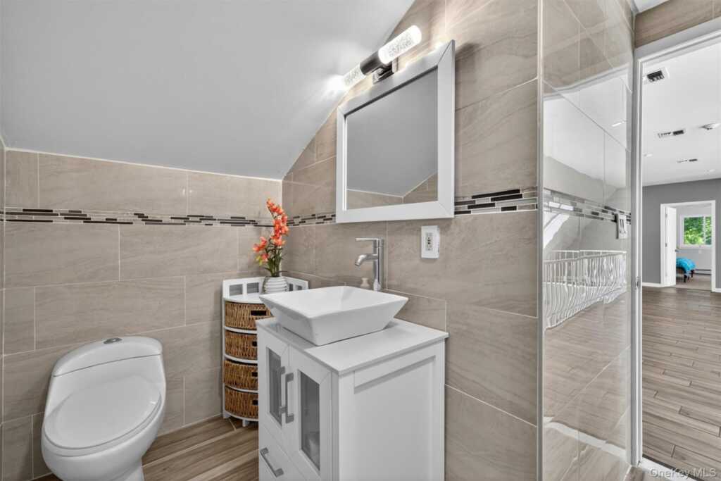 194 S Mountain Road, New City, NY 10956 - Photo 43 of 50