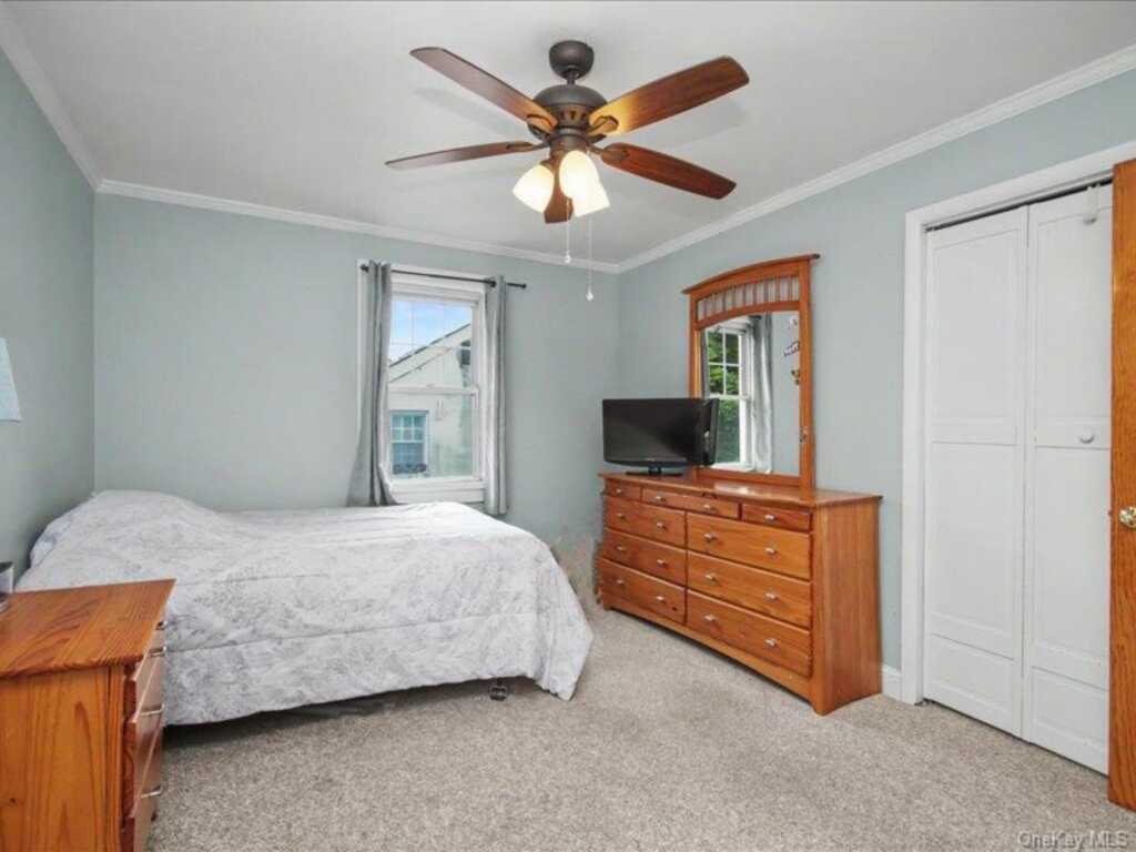 31 Brookdale Avenue, White Plains, NY 10603 - Photo 25 of 44