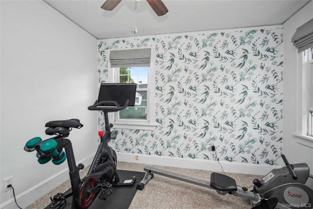 31 Brookdale Avenue, White Plains, NY 10603 - Photo 28 of 44