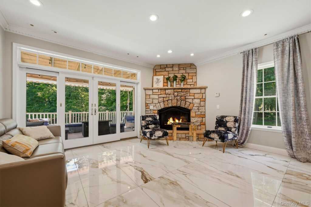 281 Phillips Hill Road, New City, NY 10956 - Photo 16 of 50
