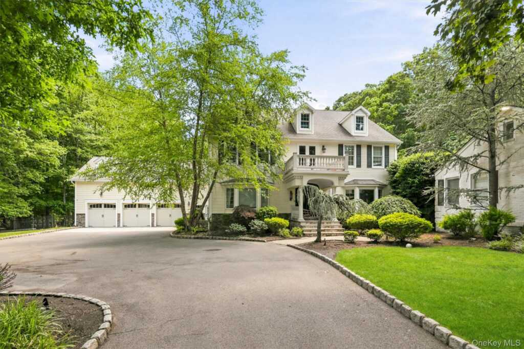 281 Phillips Hill Road, New City, NY 10956 - Photo 2 of 50