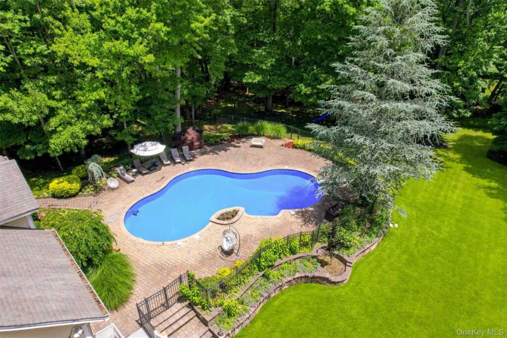 281 Phillips Hill Road, New City, NY 10956 - Photo 40 of 50