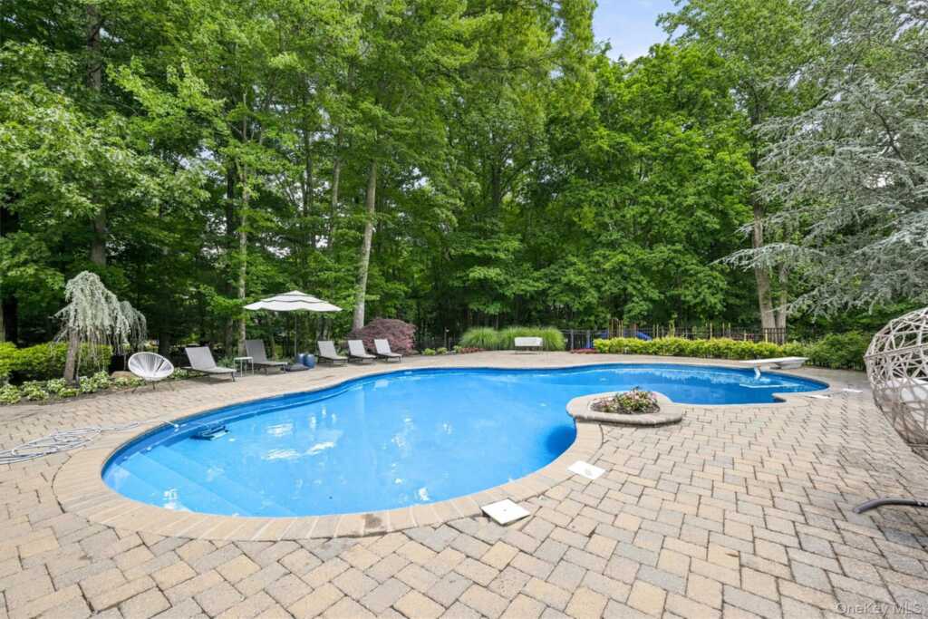 281 Phillips Hill Road, New City, NY 10956 - Photo 41 of 50