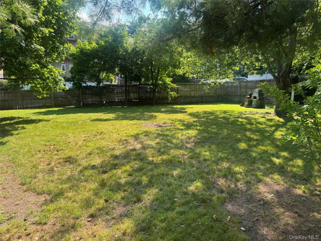 27 Keogh Lane, New Rochelle, NY 10805 - Photo 13 of 13
