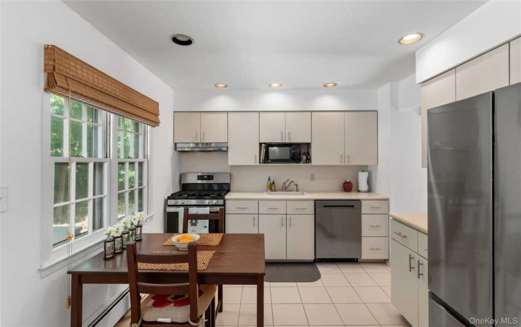 414 Maple Avenue, Nyack, NY 10960 - Photo 14 of 49