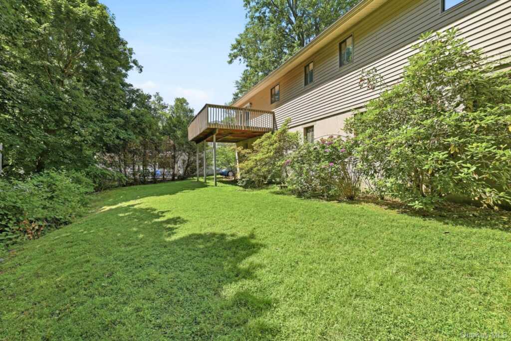 69 Crawford Terrace, New Rochelle, NY 10804 - Photo 28 of 29