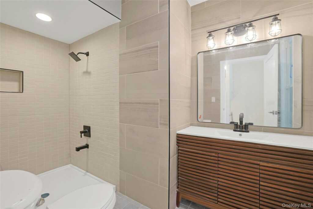 12 Shadyside Avenue, Nyack, NY 10960 - Photo 14 of 50