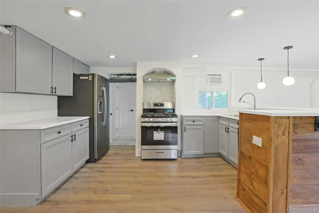 12 Shadyside Avenue, Nyack, NY 10960 - Photo 24 of 50