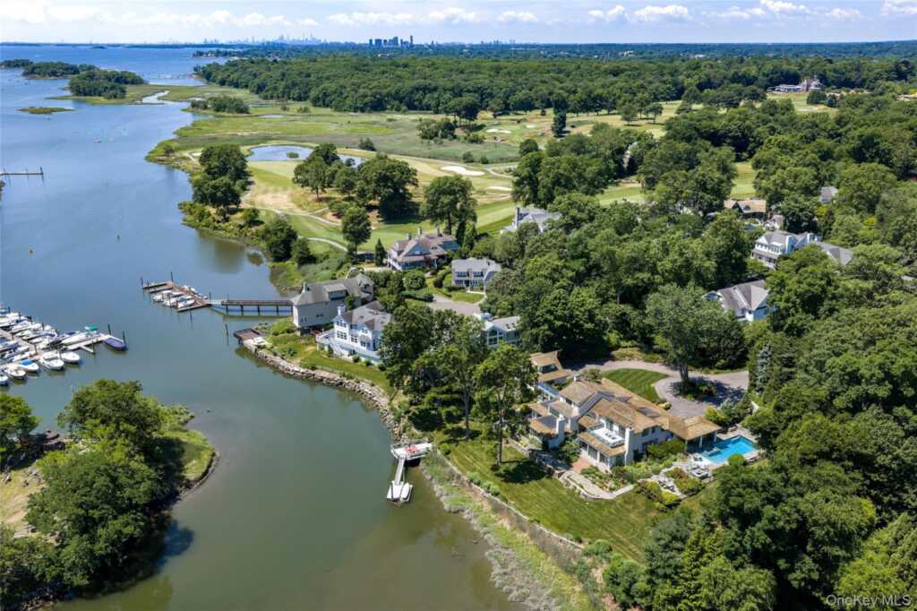 87 Hix Avenue, Rye, NY 10580