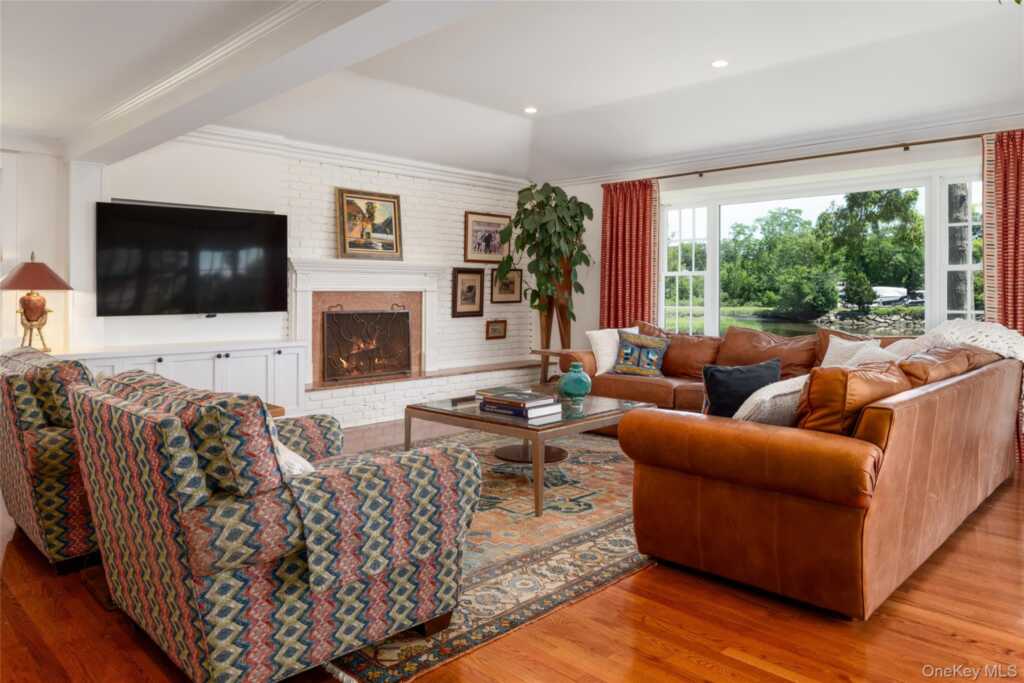 87 Hix Avenue, Rye, NY 10580 - Photo 10 of 43