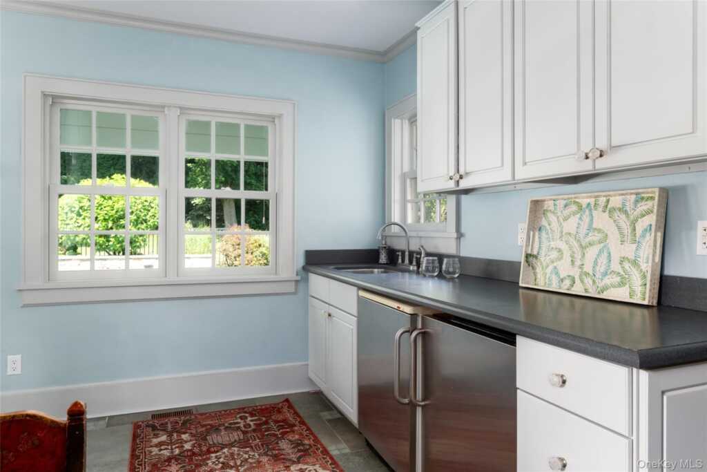 87 Hix Avenue, Rye, NY 10580 - Photo 27 of 43