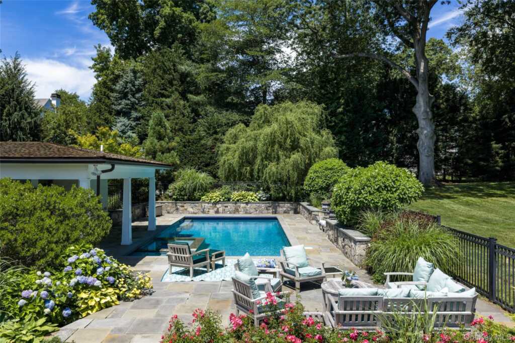 87 Hix Avenue, Rye, NY 10580 - Photo 29 of 43