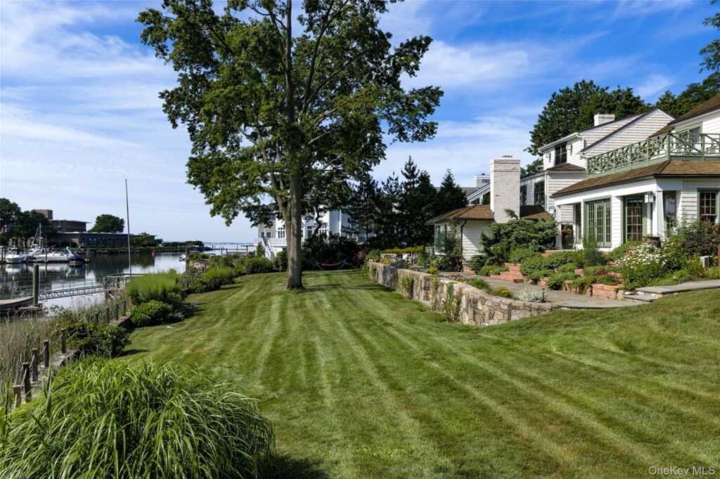 87 Hix Avenue, Rye, NY 10580 - Photo 33 of 43