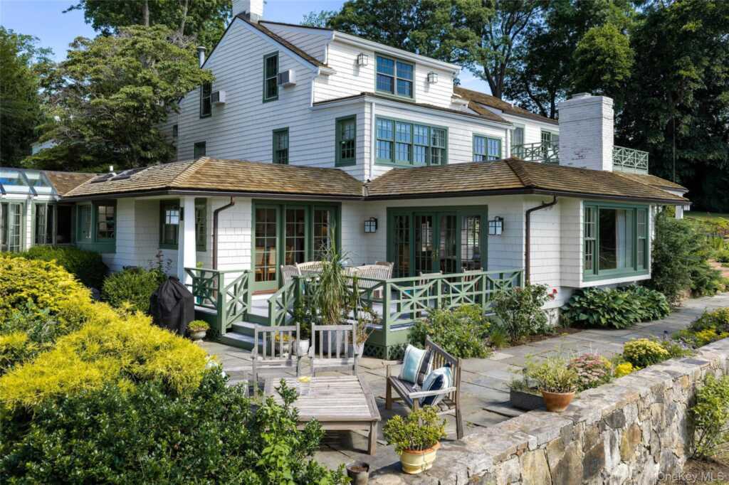 87 Hix Avenue, Rye, NY 10580 - Photo 34 of 43