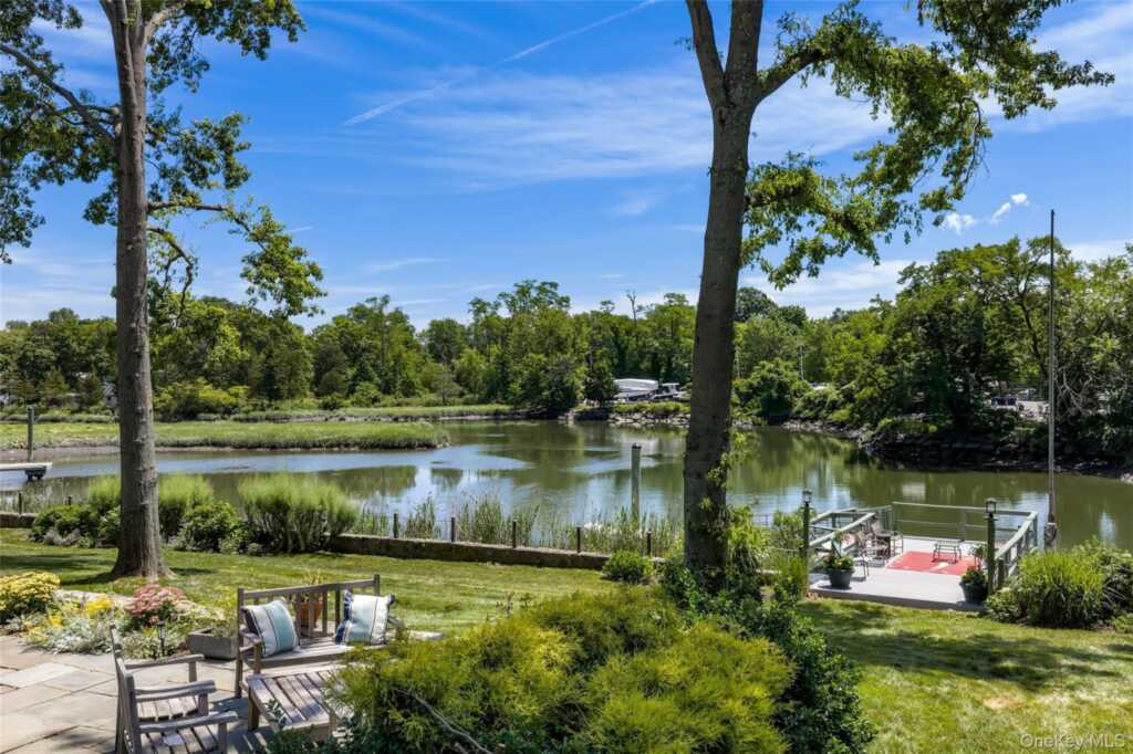 87 Hix Avenue, Rye, NY 10580 - Photo 39 of 43