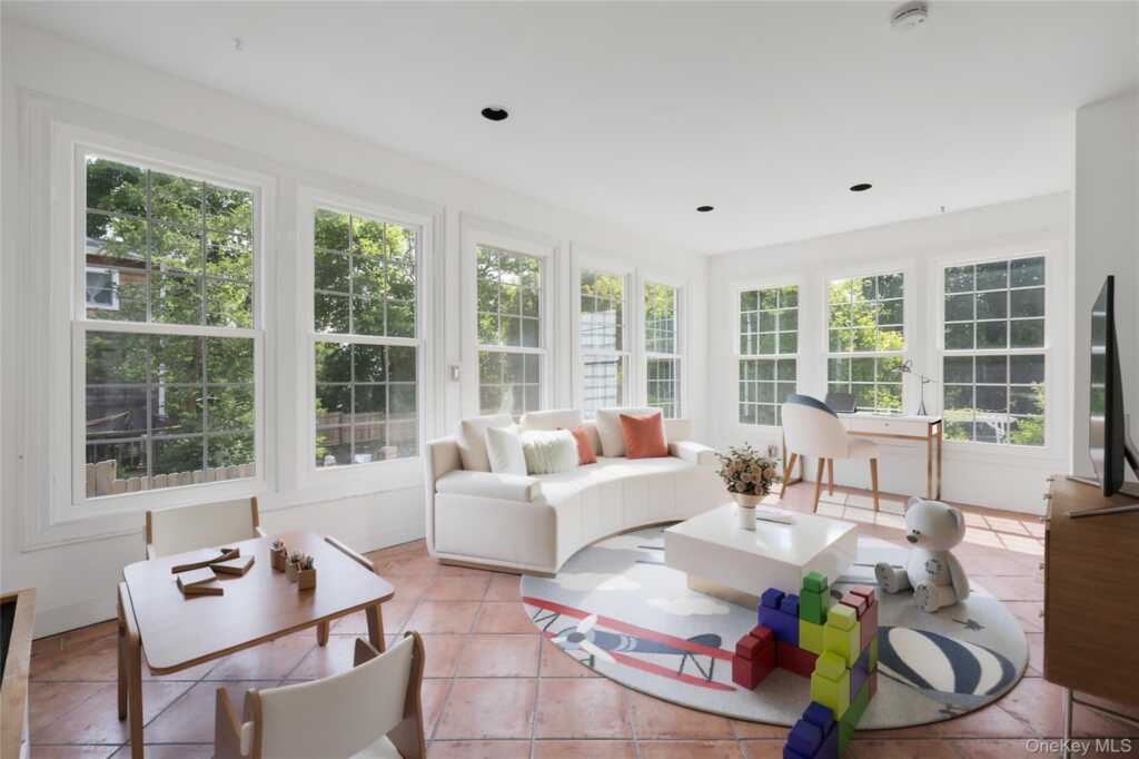1146 North Avenue, New Rochelle, NY 10804 - Photo 5 of 25