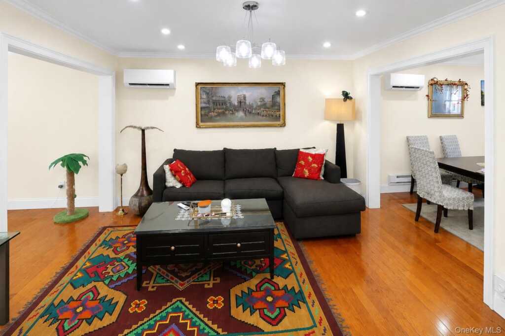 40 Emmett Terrace, New Rochelle, NY 10805 - Photo 6 of 50