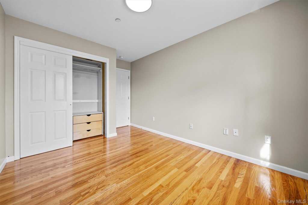 10-12 Chestnut Street, Unit #A304, Suffern, NY 10901 - Photo 22 of 35