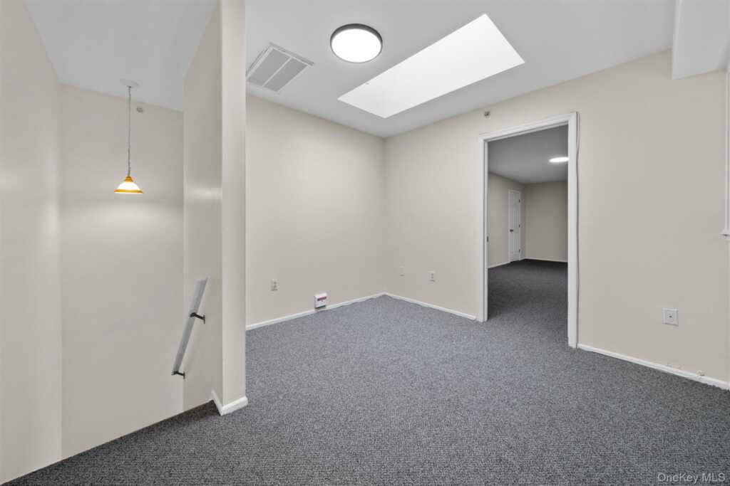 10-12 Chestnut Street, Unit #A304, Suffern, NY 10901 - Photo 24 of 35