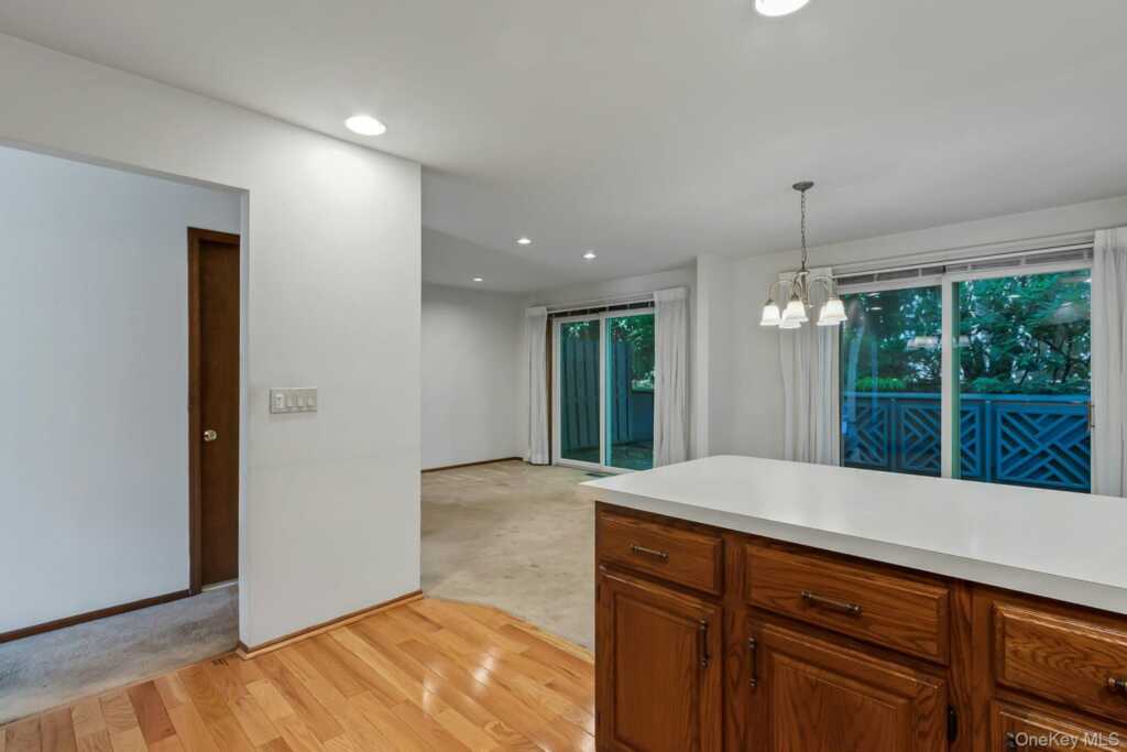 8 Village Gate Way, Unit #8, Nyack, NY 10960 - Photo 12 of 35