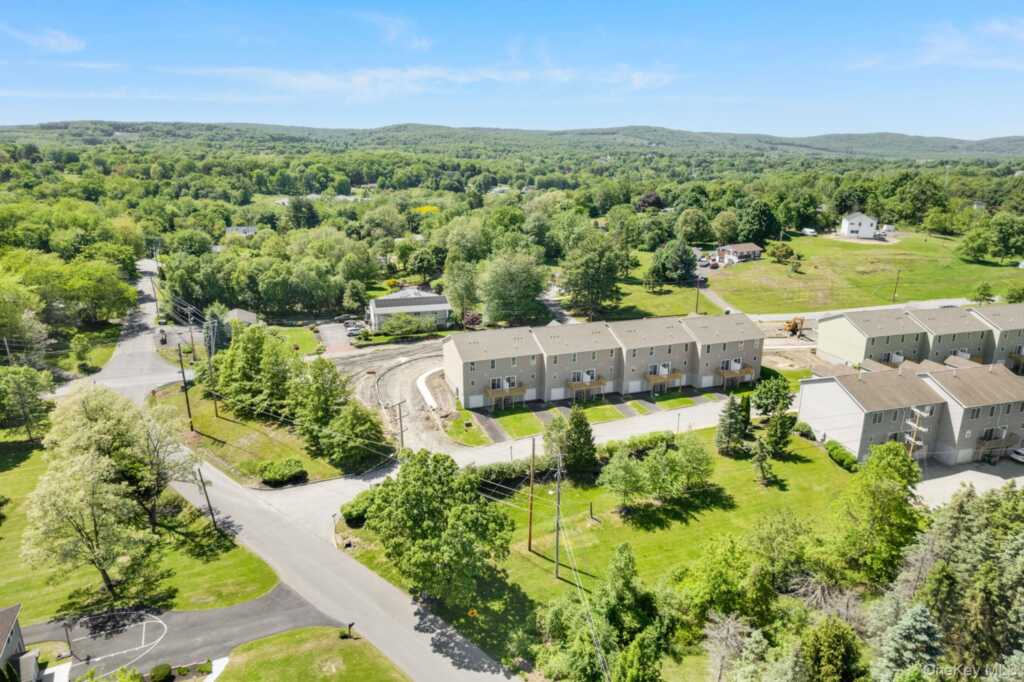 75 Hudson Circle, Unit #6, Marlboro, NY 12542 - Photo 20 of 28