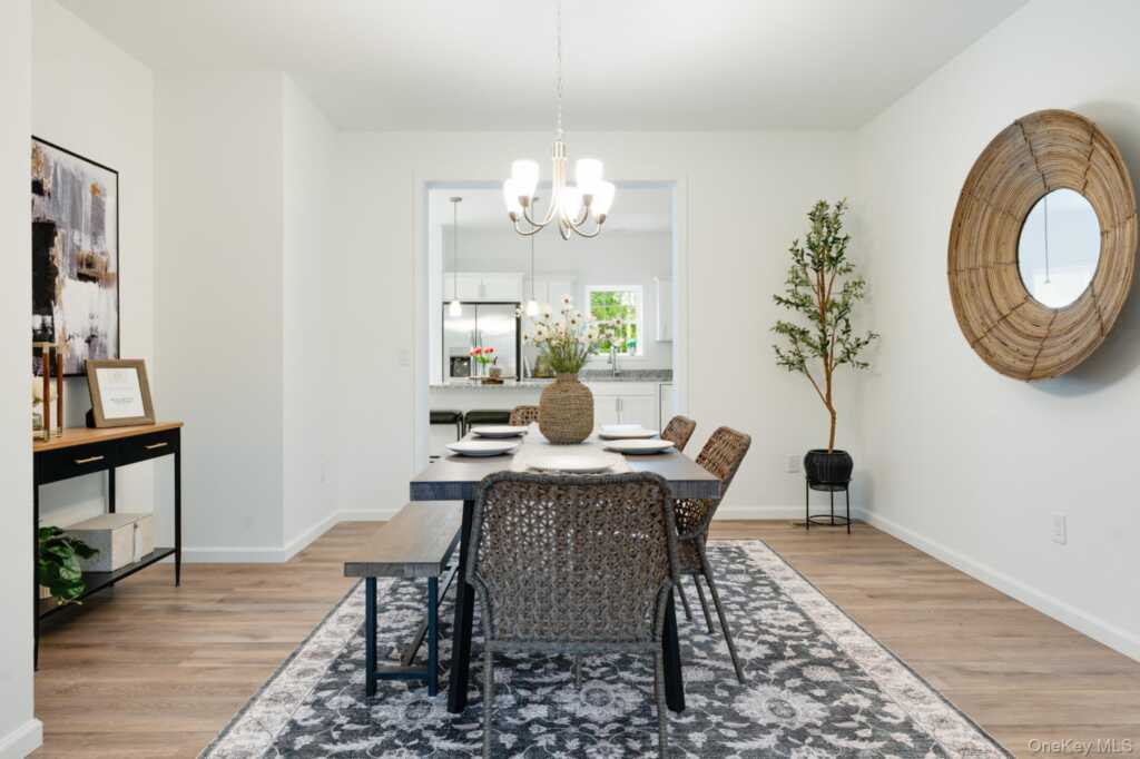 75 Hudson Circle, Unit #6, Marlboro, NY 12542 - Photo 4 of 28