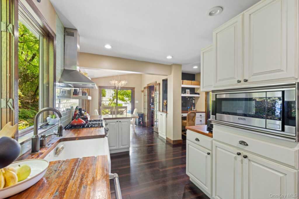 35 Upper Ritie Street, Piermont, NY 10968 - Photo 10 of 42