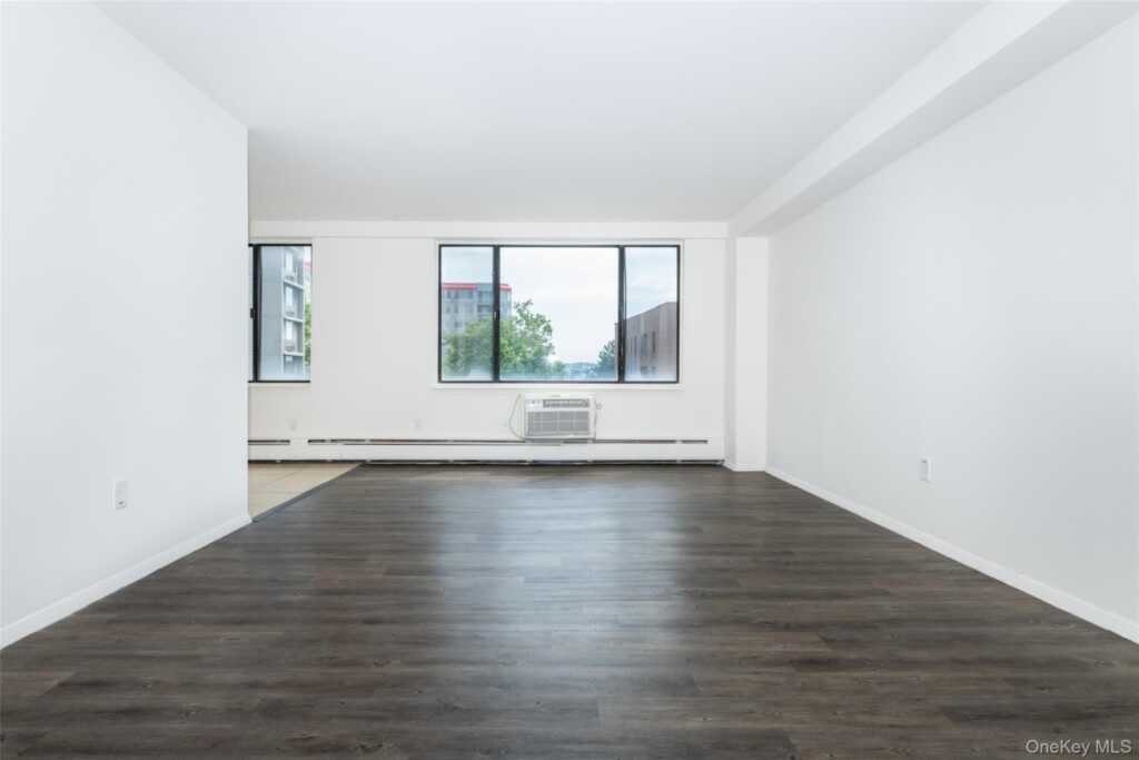 7 Lake Street, Unit #8-B, White Plains, NY 10603 - Photo 12 of 26