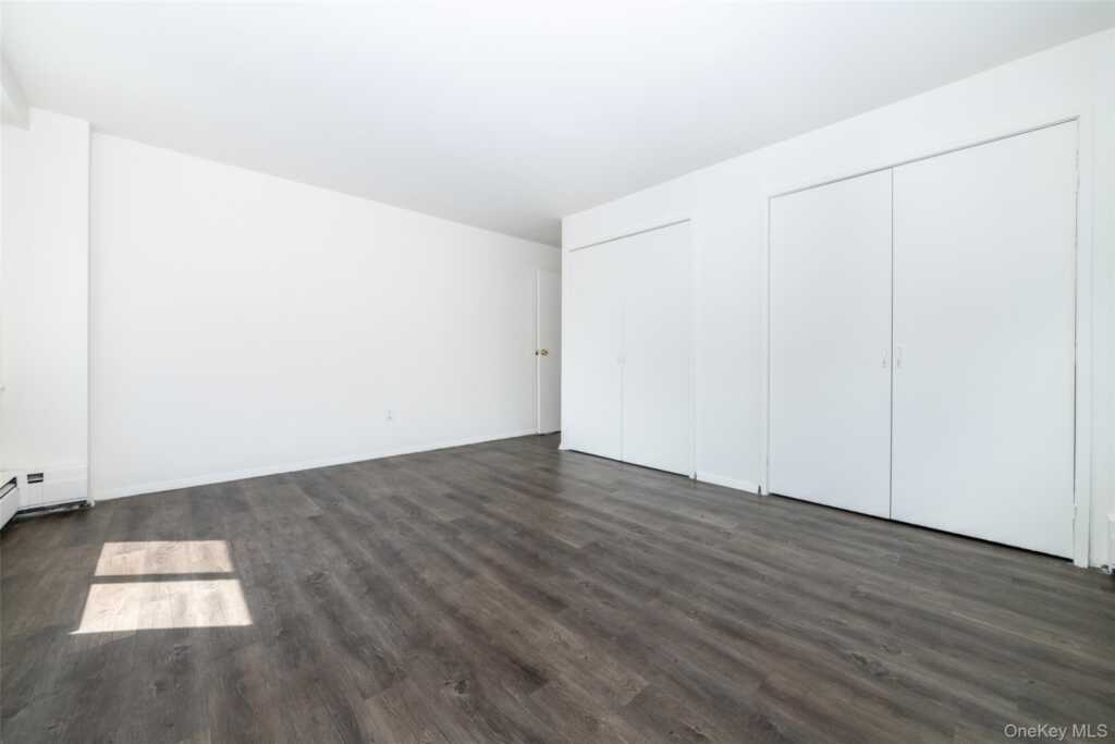 7 Lake Street, Unit #8-B, White Plains, NY 10603 - Photo 23 of 26