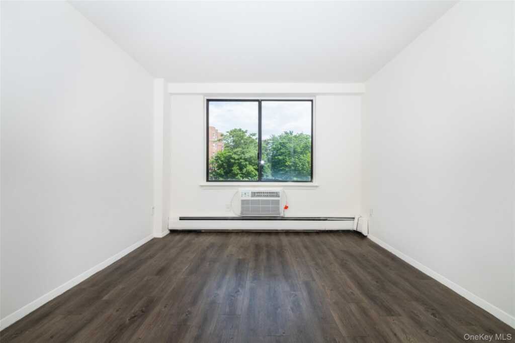 7 Lake Street, Unit #8-B, White Plains, NY 10603 - Photo 7 of 26