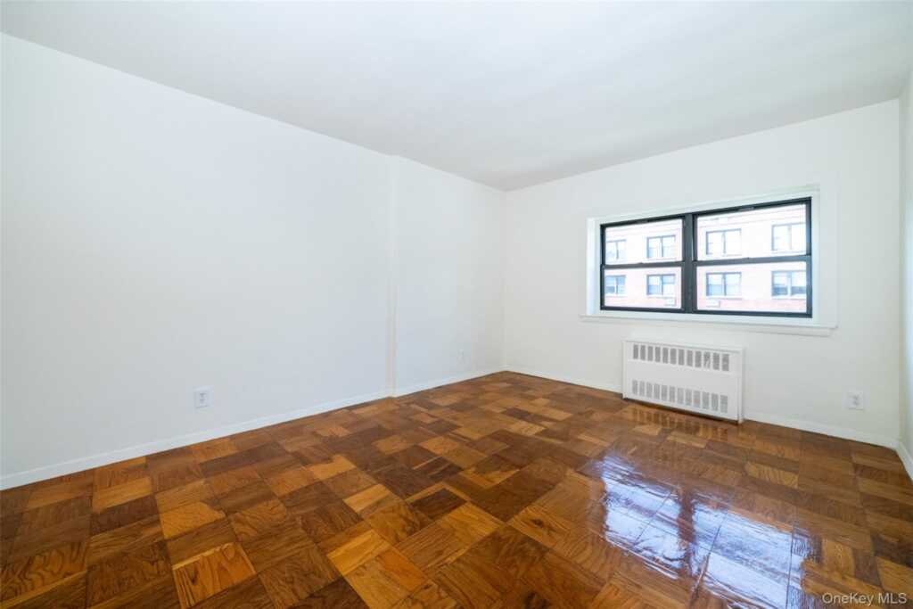 15 Lake Street, Unit #4-J, White Plains, NY 10603 - Photo 15 of 23